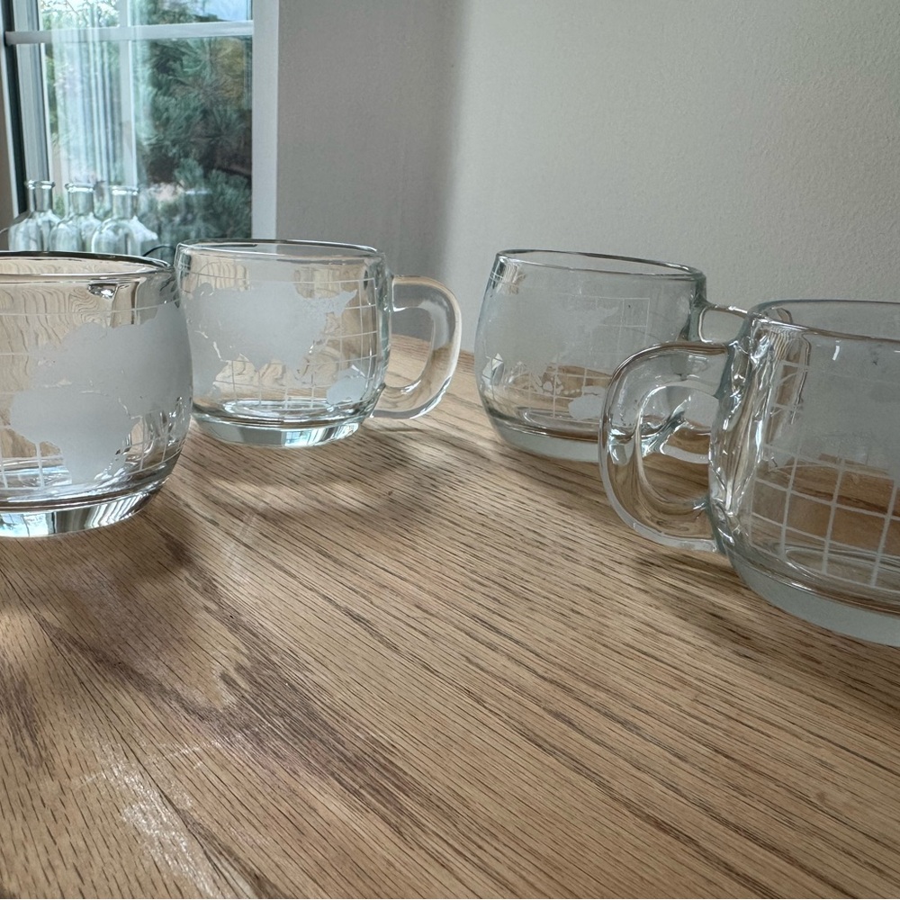 Nestle Nescafe World GLOBE Etched Glass Coffee Mugs 8 oz Cup Set of 4
